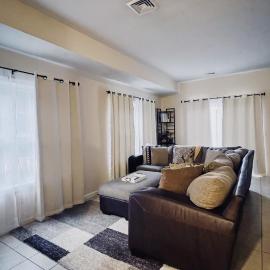 Charming home Centrally located in Worcester, hotel in Worcester