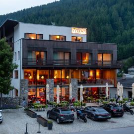 Bed & Breakfast Hotel Nives: Solda şehrinde bir otel