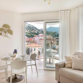 Regalia Suites - Free Parking, hotel a Lugano