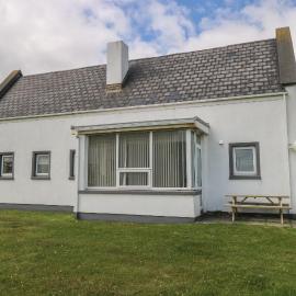 No 5 Beach Cottages, hotel a Keel