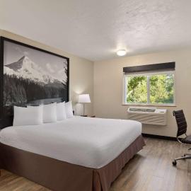 Super 8 by Wyndham Roseburg, хотел в Роузбърг