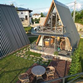 Viesnīca Çicek Bungalov pilsētā Rize