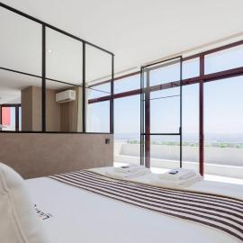 Liiiving in Gaia - Panoramic Terrace Penthouse