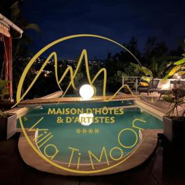 Villa Ti MoOn, Piscine et Jaccuzi, idéalement situé, Sud Réunion, hotel in Entre-Deux