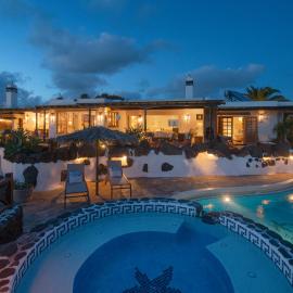 Lanzahost Luxury Finca Paraiso