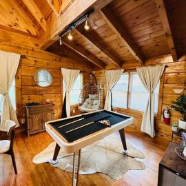 Back to Creek, Pool Table, Firepit & Grill