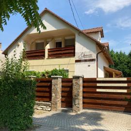 Nemere Apartmans, hotel in Balatonkenese