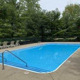 Bear Creek Lodge - Association Pool, Pretty Surroundings, Goshorn Lake Access, hotell sihtkohas Saugatuck