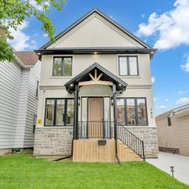 Stylish 2-Bedroom Apartment In Downtown Windsor, hotel a Windsor
