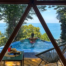 Luxury Glamping near Batumi - Private Pool, hotel in Batoemi
