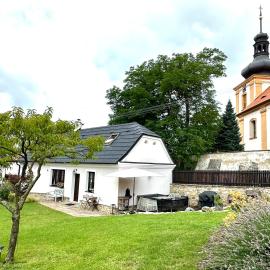 Relax apartmány na statku u Orlické přehrady – hotel w mieście Klučenice