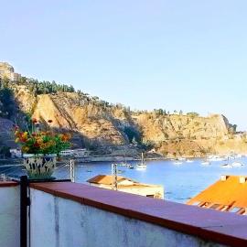 Hotel Pensione Cundari, hotel en Taormina