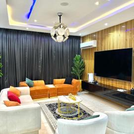 3bedroom luxury apartment with pool, snooker, ps5 in lekki phase 1