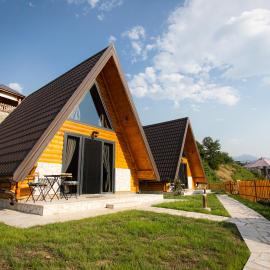Waterfront Peace, Hotel in Mojkovac