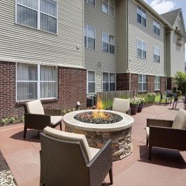 Residence Inn Indianapolis Airport, hotel v destinácii Indianapolis