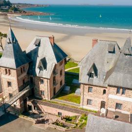 Logis Hôtel Ker Mor, hotel u gradu 'Perros-Guirec'