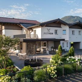 Aparthotel Jägerheim, hotel u Flachauu