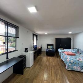 Quarto Grande Com Banheiro Privativo em OP, khách sạn ở Ouro Preto