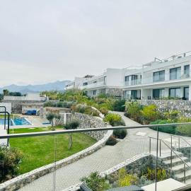 B1-14 Crystal Bay Retreat - Pool View Apartment