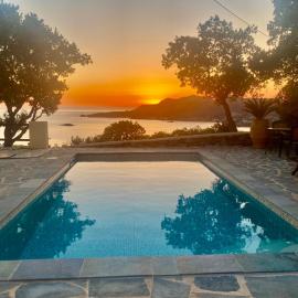 VILLA NOVA Leros, hotel u gradu Drymonas