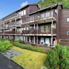 Nice Apartment In Tjørhom With Wifi