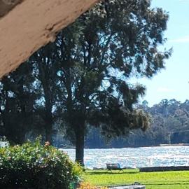 Central 2 Beddy on Beach Road!, hotel in Batemans Bay