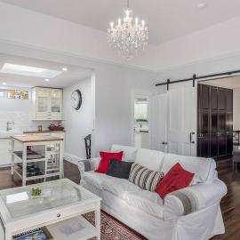 Warm Inviting, and Luxurious The Manor, hotel in Sandy Bay