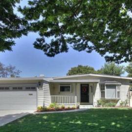 Cozy House Nested Around Trees Ｃ, hotel in San Jose