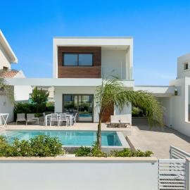 Serenity Waves Villa 26