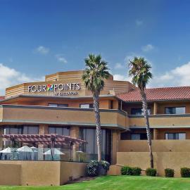 Four Points by Sheraton Ventura Harbor Resort, hotel en Ventura