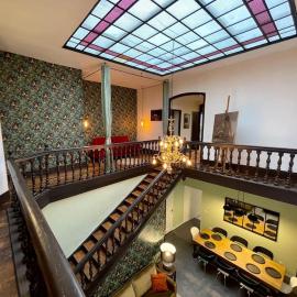 Maison "L'oeil du Prince" - Verdun Centre - Terrasse - Wifi - 7 couchages - 10 personnes - Garage Vélo et moto - Géré par PrestaZen'Services, hotel in Verdun-sur-Meuse