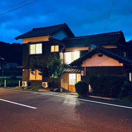 Guest House Kurukuru ゲストハウスくるくる, hotel en Yasuishuku