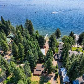 New! Sanctuary at Payette Lake - remodeled - close to town - pet friendly, מלון בMcCall