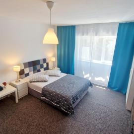 Provista Apartments - city center view, ξενοδοχείο σε Reşiţa