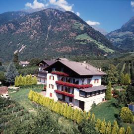 Pföstlhof, hotel a Parcines