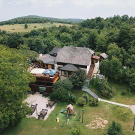 Apartment Ivanka – hotel w mieście Rastovača