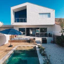 Villa avec piscine à Carnon Plage à 20m de la plage idéale pour 8 à 10 personnes, hotell i Mauguio
