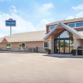 AmericInn by Wyndham St Cloud MN I-94, hotel in Saint Cloud