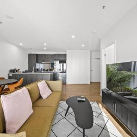 Refined 2-Bed With Luxurious Building Amenities, hotel in Belconnen