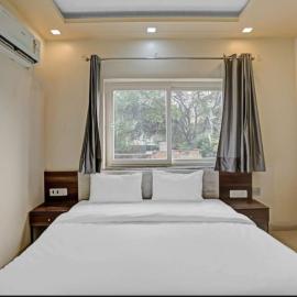 Expo View INN، فندق في نويدا الكبرى