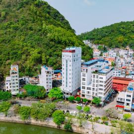 Chu Long Hotel & Spa