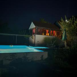 Trebinje - Vikendica Vukovic, hotel a Trebinje