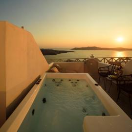 Elia Caldera Suites