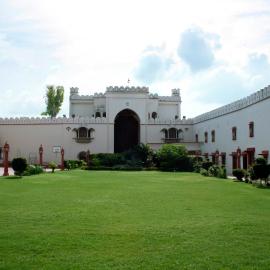 The Fort Ramgarh, хотел в Панчкула