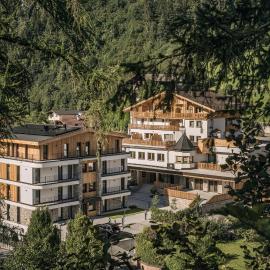 Resort Schrofenblick, hotel sa Mayrhofen