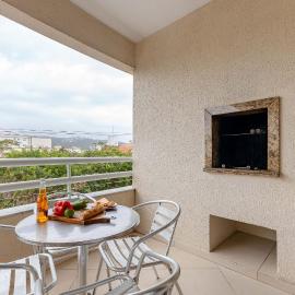 Amplo Apartamento a 200m da Praia de Bombas