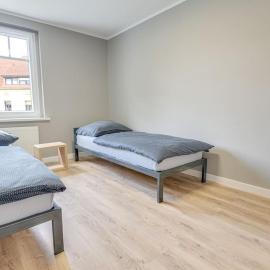 3B Neu renoviert 3 Zi Whg 5 Betten 43,36m, hotel em Schwedt