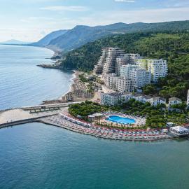 Inheritor Resort, hotel in Lezhë