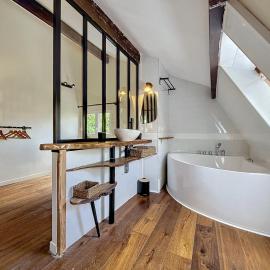 Pontault-Combault में, होटल Maison avec jacuzzi et terrasse