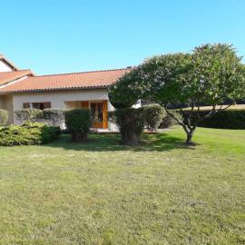 Maison au calme dans la verdure, hotell sihtkohas Raucoules